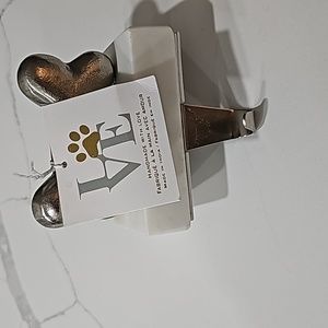 Coat/leash hook for dog